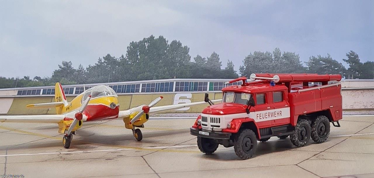 ZIL-131 AA-40 / TLF24, Aero Ae-145 Air Mali