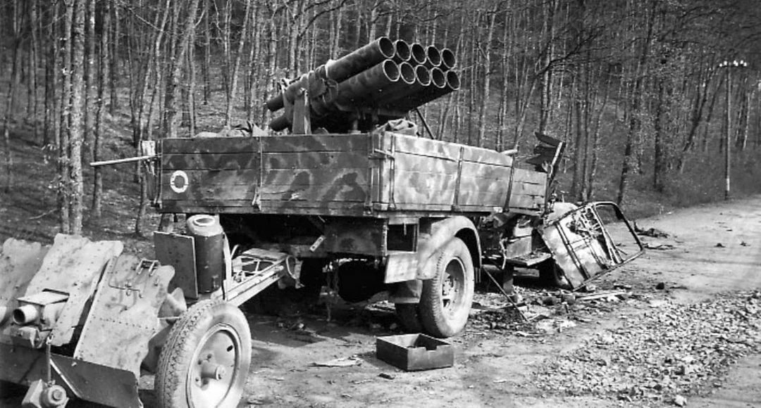 Panzerwerfer 42 15cm auf Opel Blitz