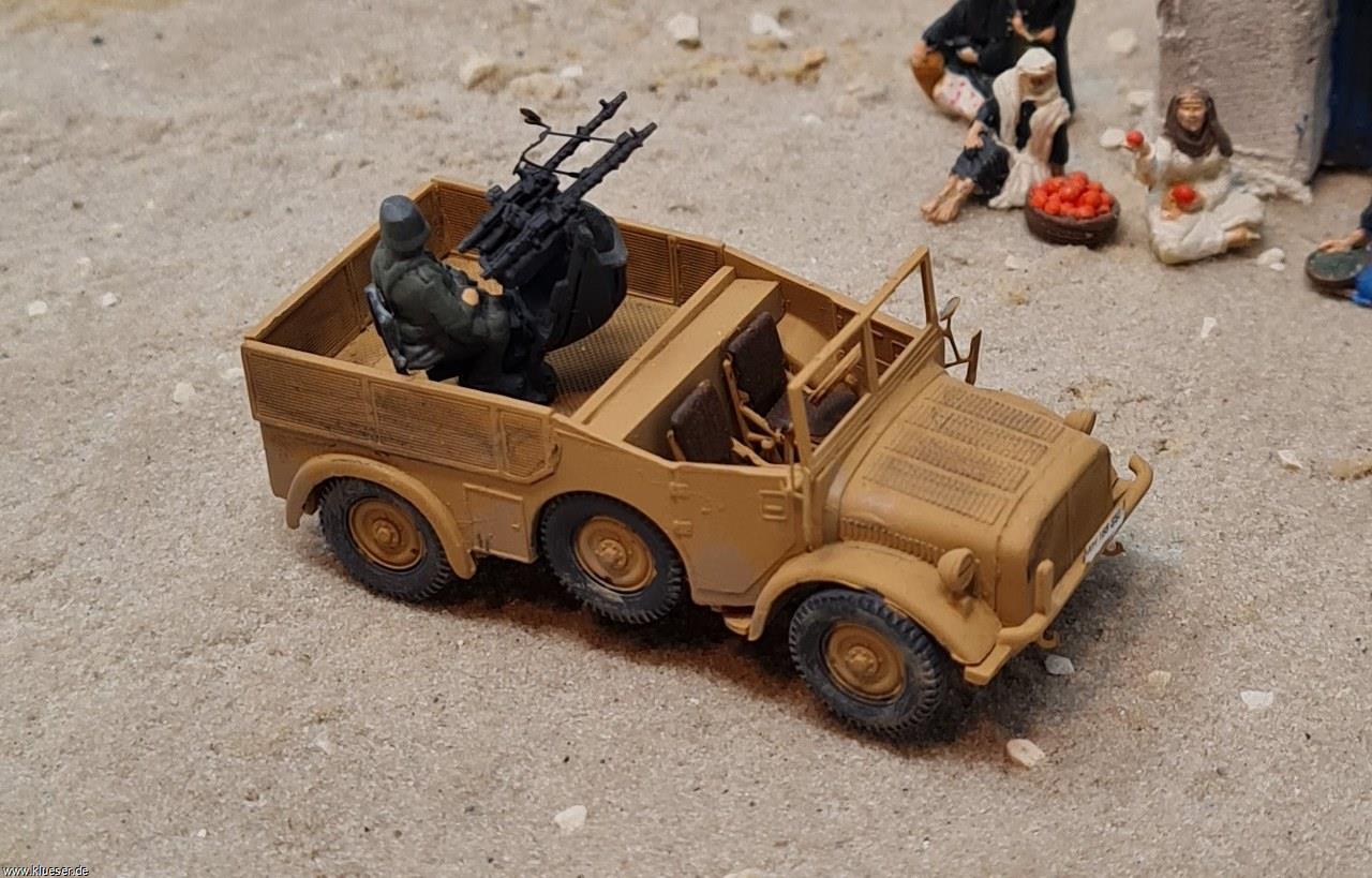 Horch 108 Kfz.71,  Zwillingssockel 36